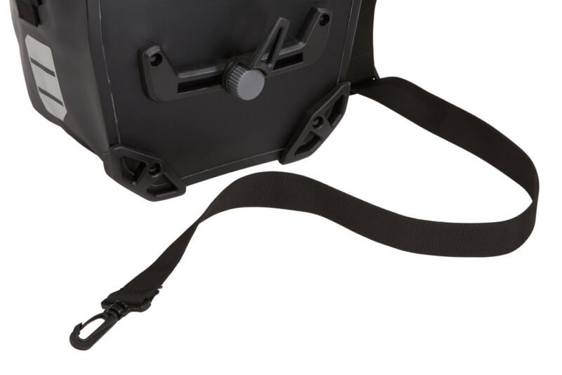 SAKWY THULE SHIELD PANNIER 13L Black