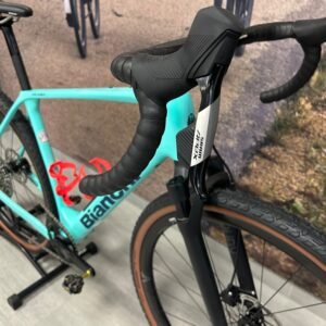 Gravel Bianchi Rower - ARCADEX PRO APEX/GX eTAP 12S Celeste rozmiar M - DEMO